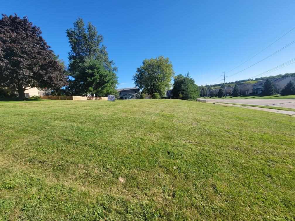 2377 Cae Drive Iowa City IA 52246