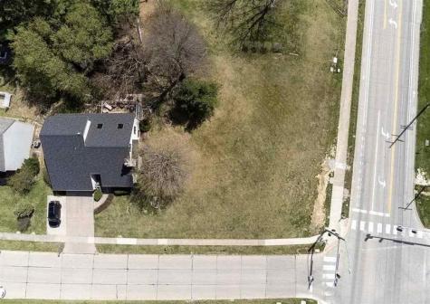 2377 Cae Drive Iowa City IA 52246