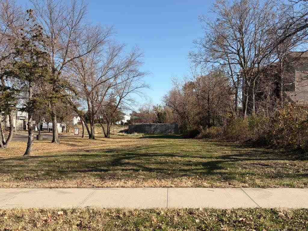 3050 Center Point Road NE Cedar Rapids IA 52402