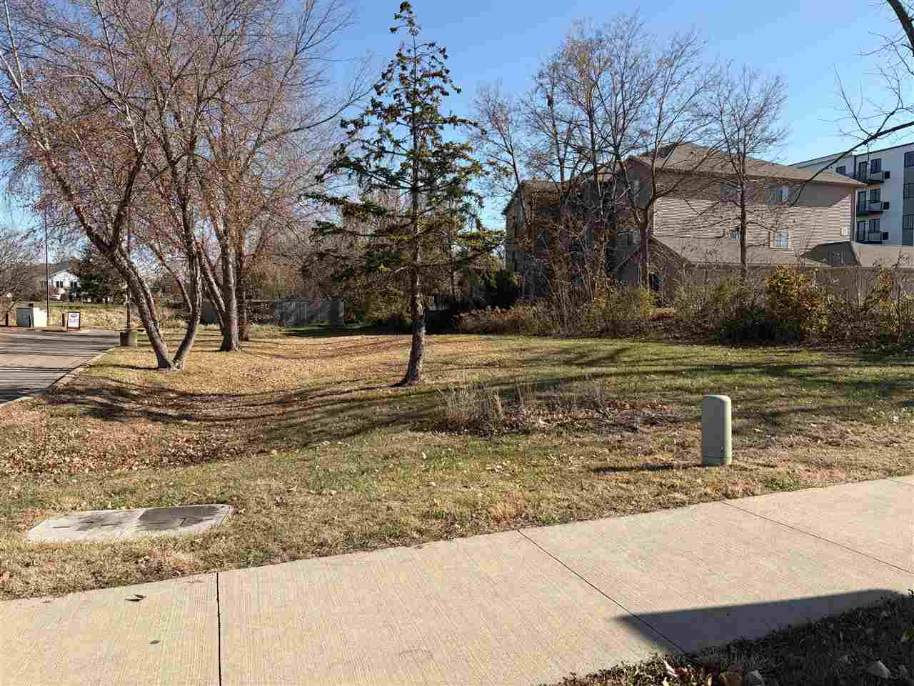 3050 Center Point Road NE Cedar Rapids IA 52402