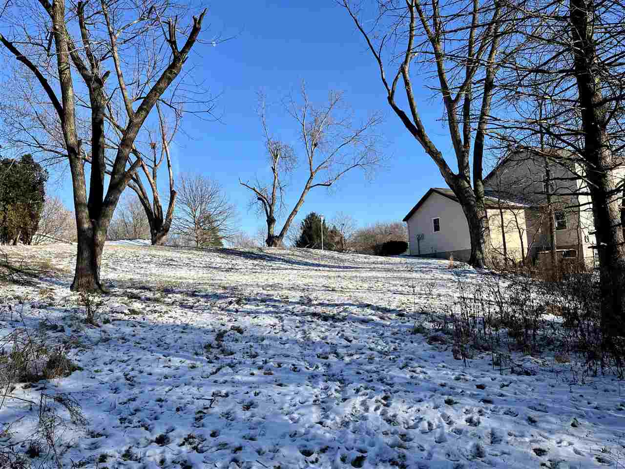 1445 Valley View Drive Coralville IA 52241
