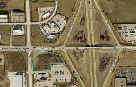 8905 6th Street SW Cedar Rapids IA 52404