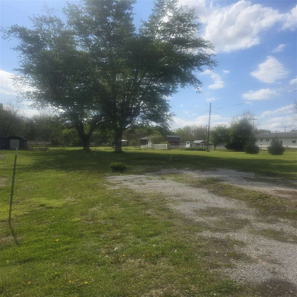 111 N High Avenue Oxford IA 52322
