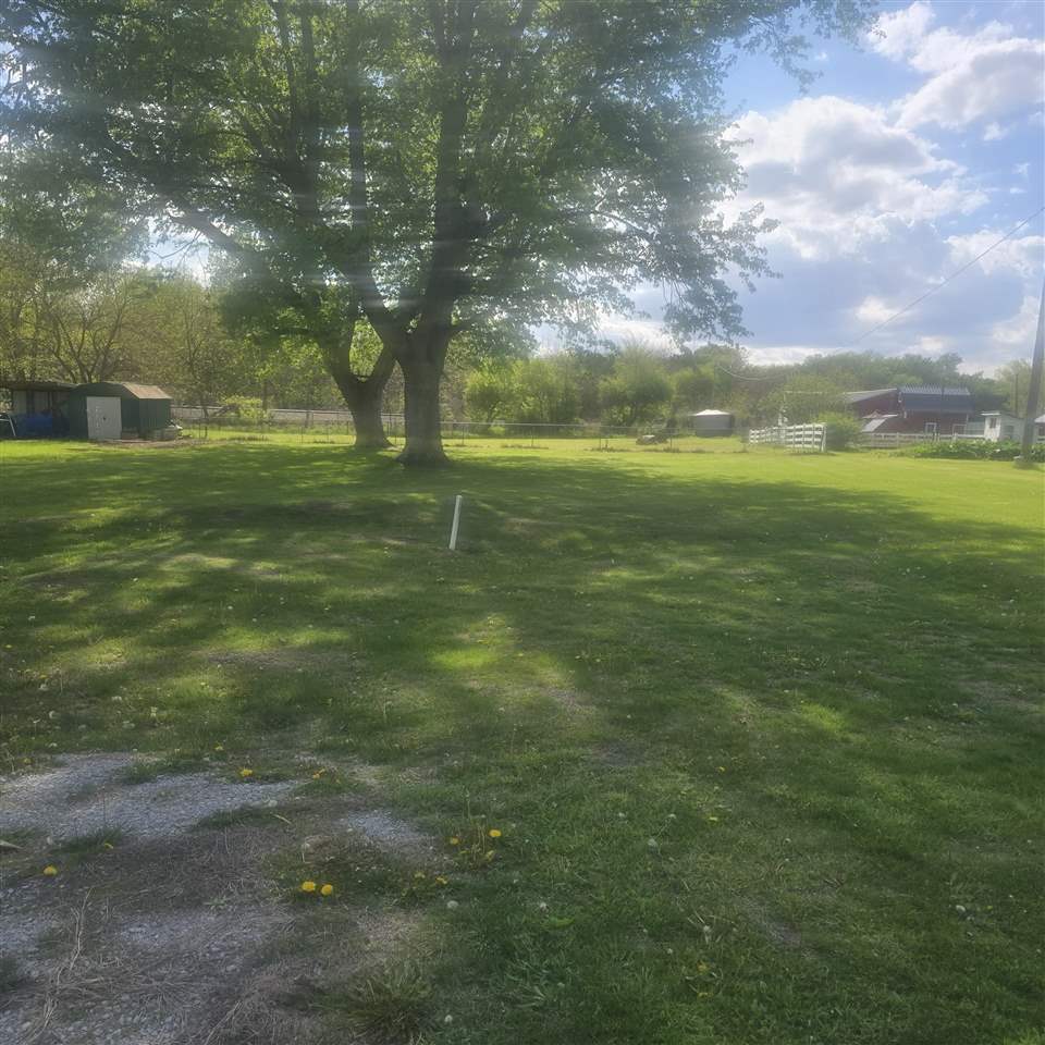 111 N High Avenue Oxford IA 52322