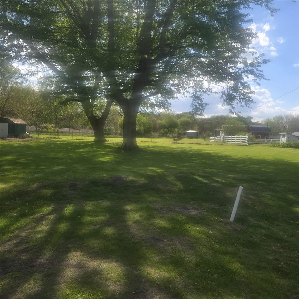 111 N High Avenue Oxford IA 52322