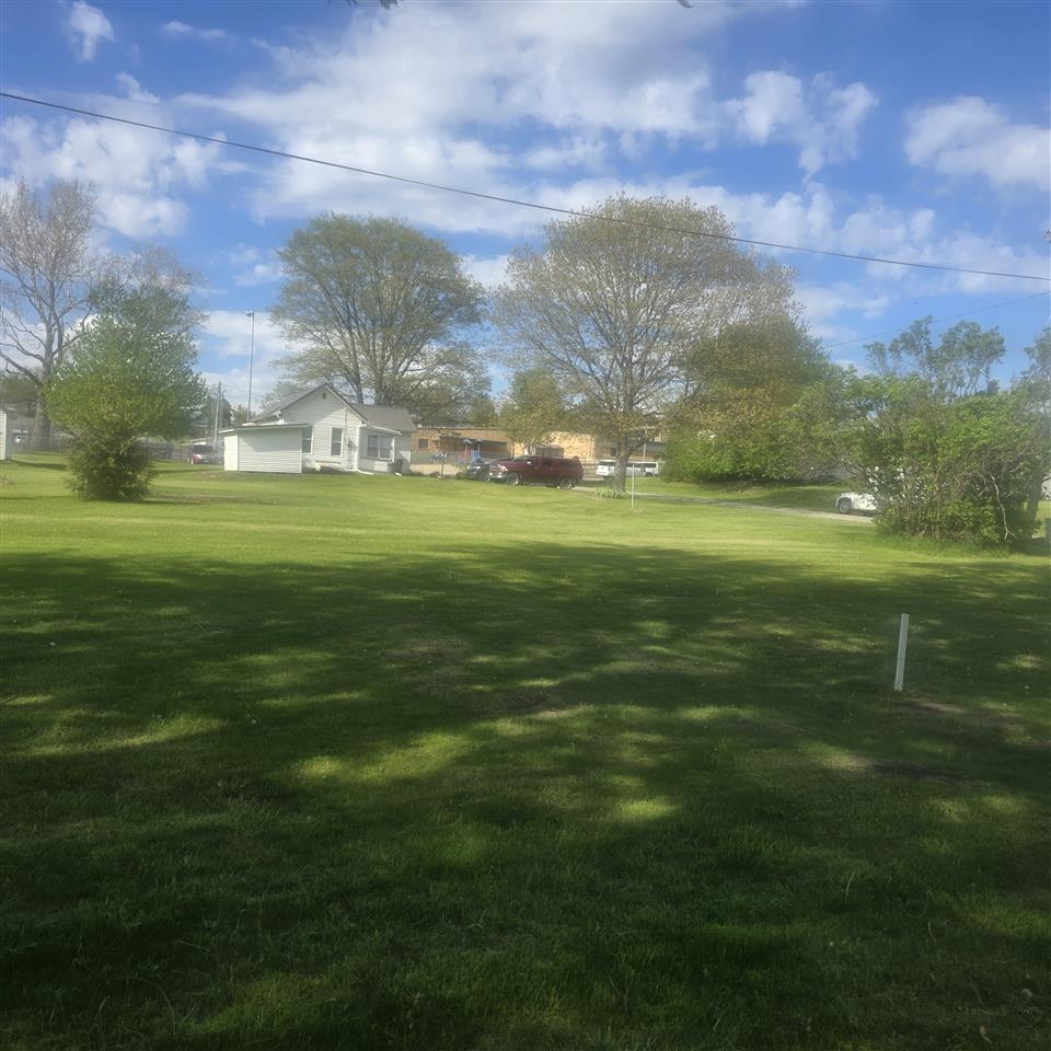 111 N High Avenue Oxford IA 52322