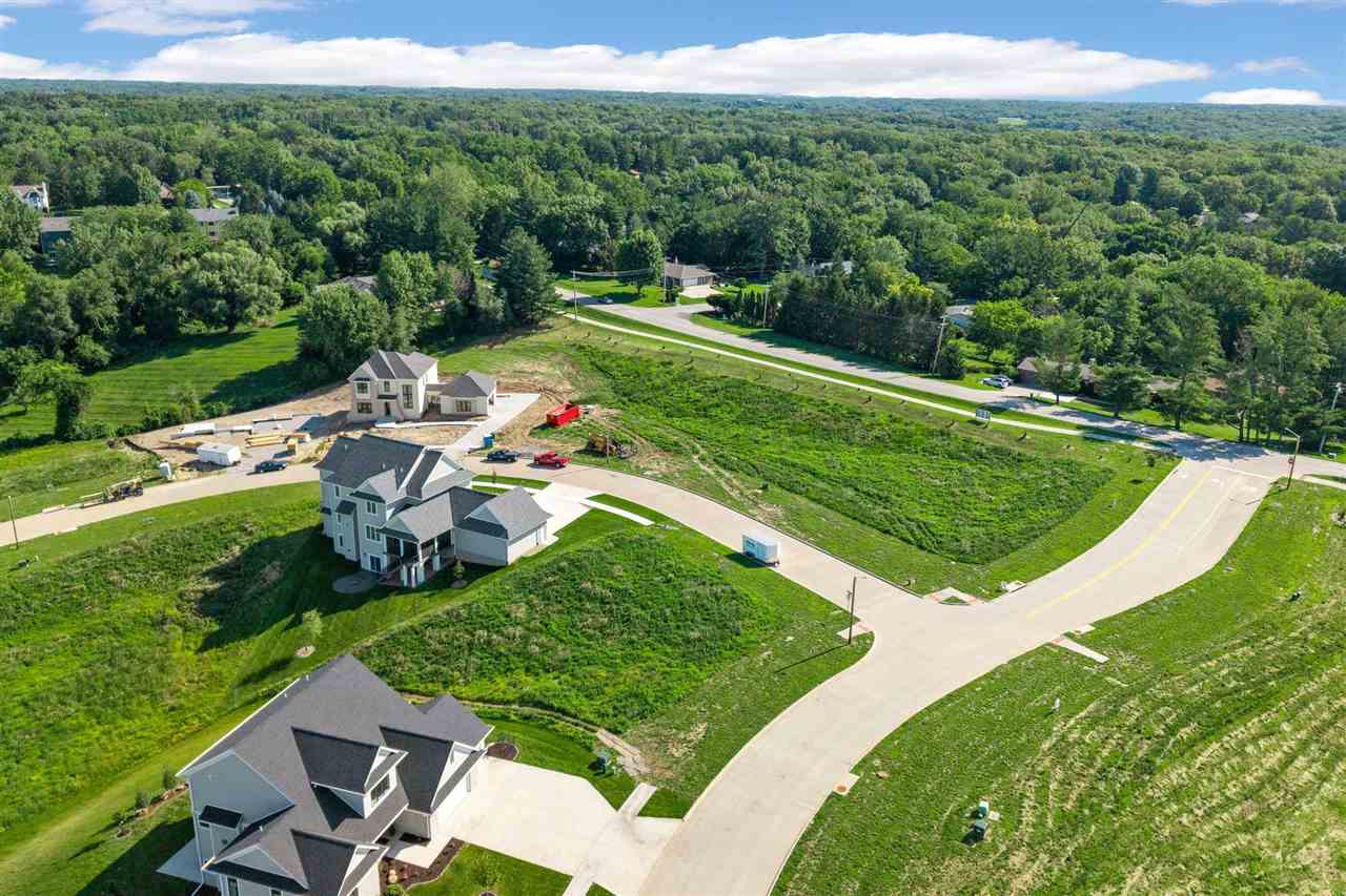 563 Auburn Ridge Road Coralville IA 52241