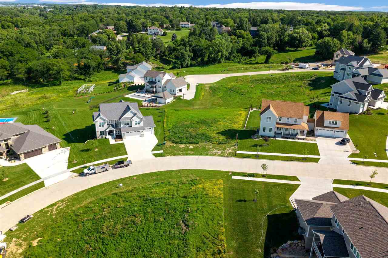 563 Auburn Ridge Road Coralville IA 52241