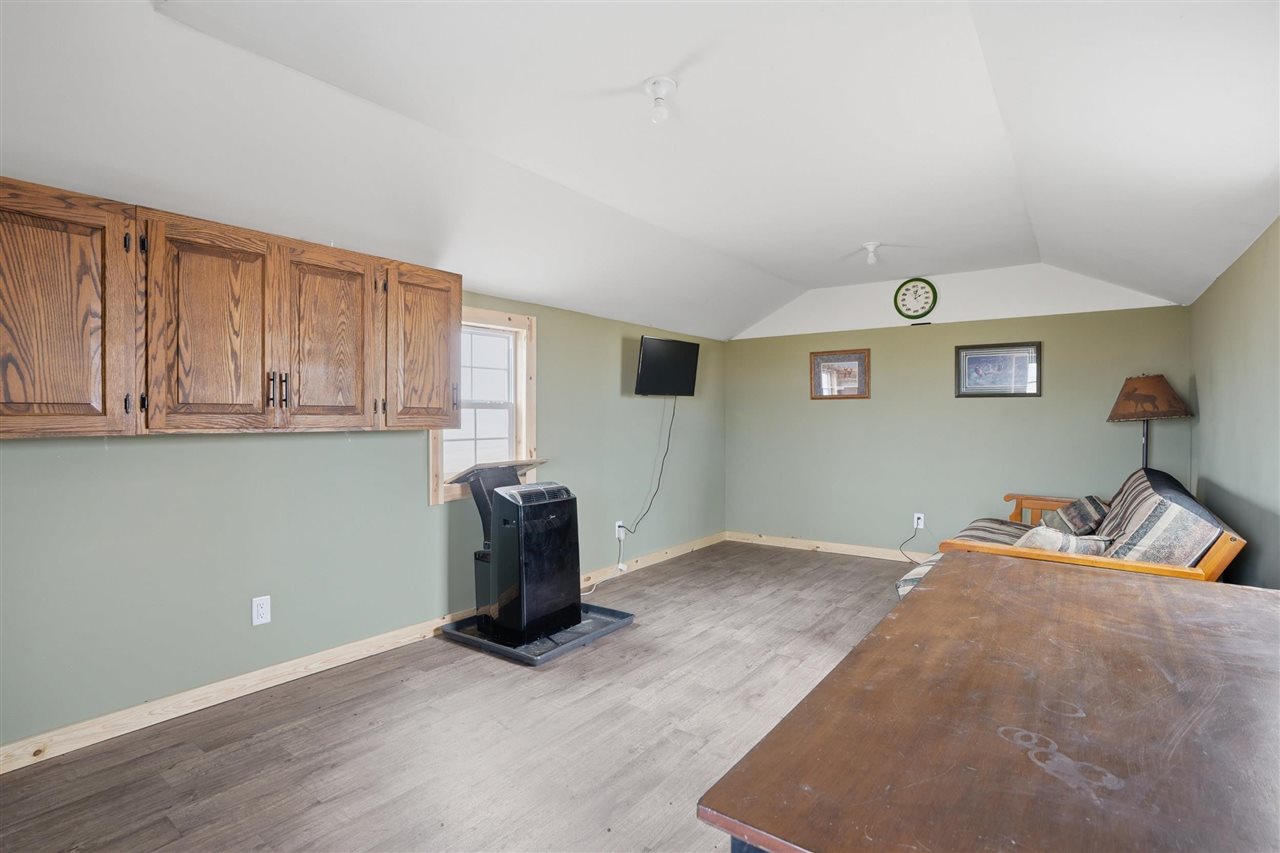 2087 520th Avenue Deep River IA 52222
