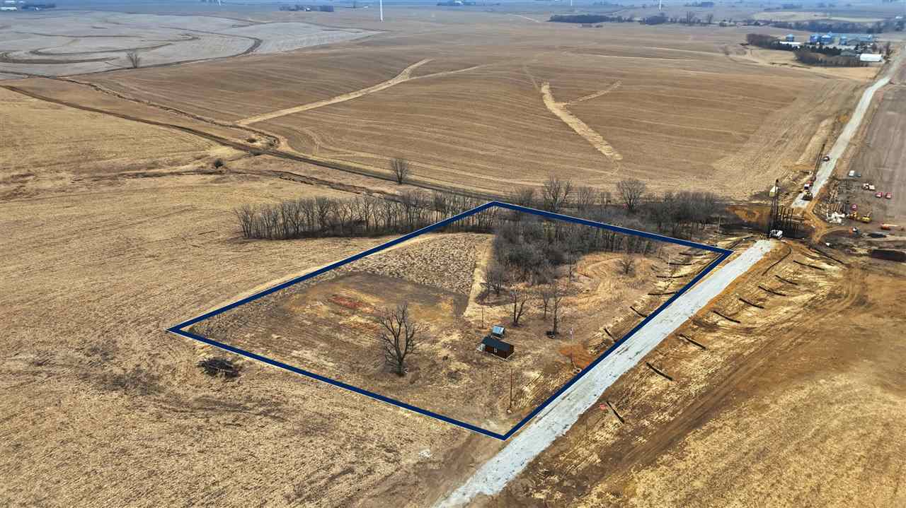 2087 520th Avenue Deep River IA 52222