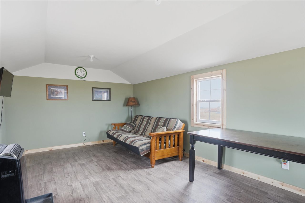2087 520th Avenue Deep River IA 52222