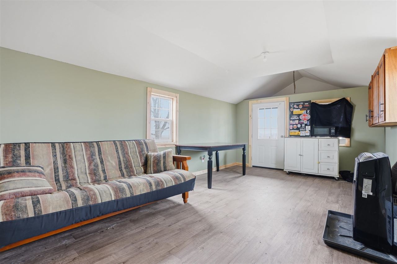 2087 520th Avenue Deep River IA 52222