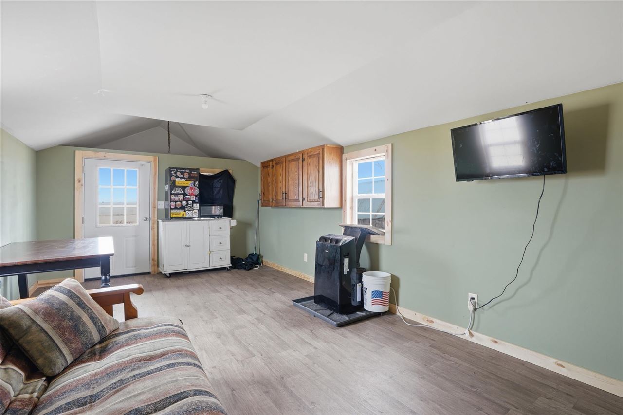 2087 520th Avenue Deep River IA 52222