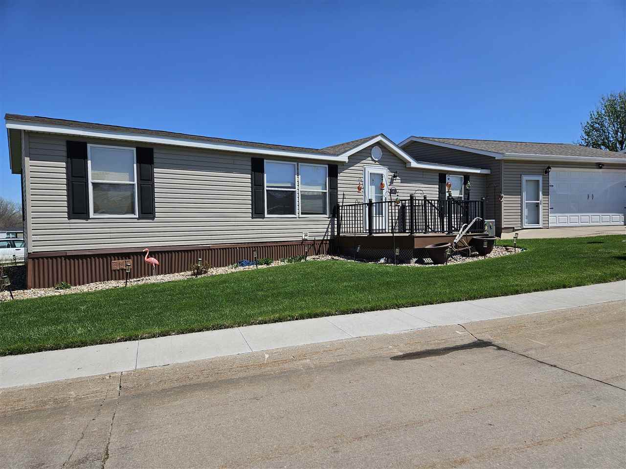 343 Mosswood Lane Iowa City IA 52246