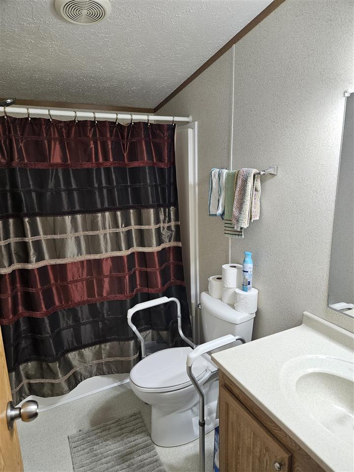 343 Mosswood Lane Iowa City IA 52246