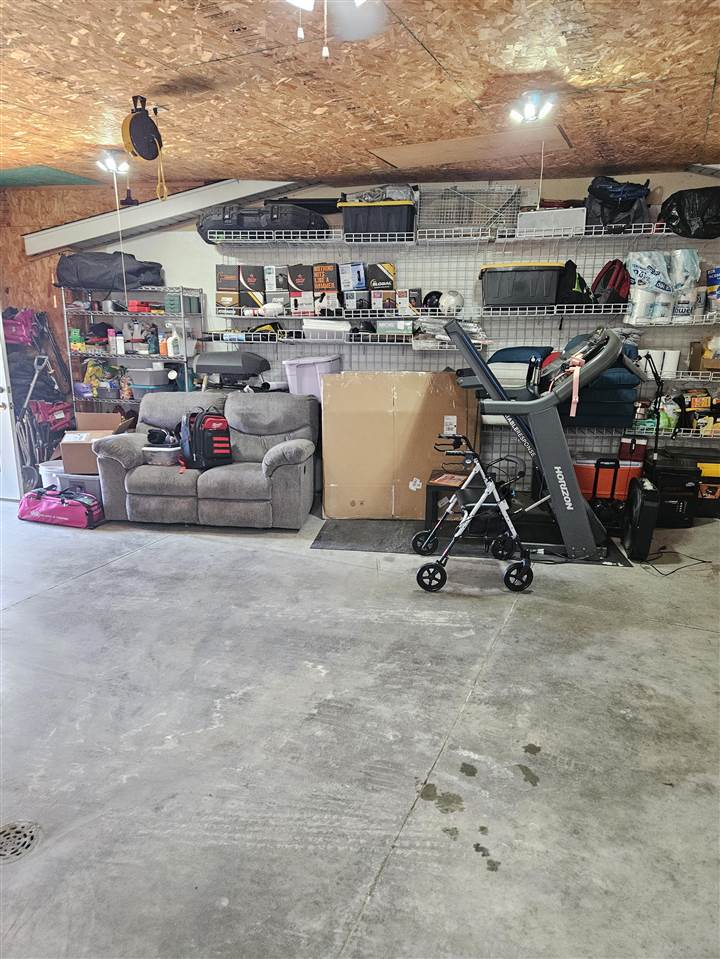 343 Mosswood Lane Iowa City IA 52246
