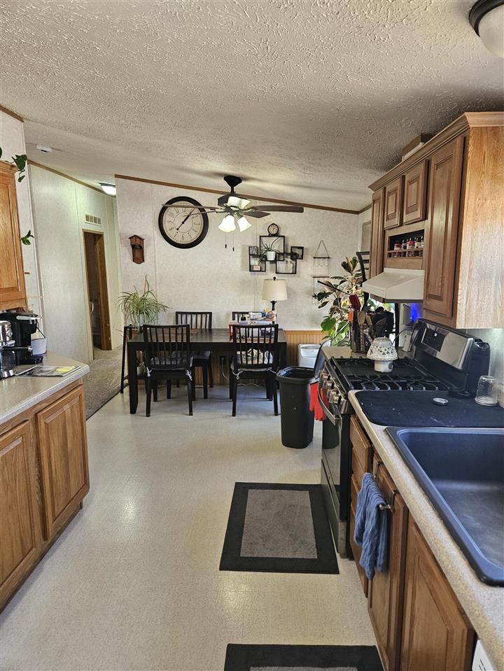 343 Mosswood Lane Iowa City IA 52246