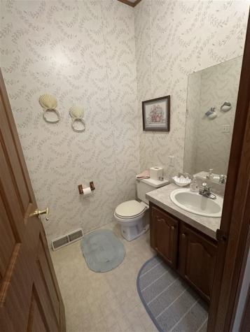 1204 Mary Drive Marion IA 52302