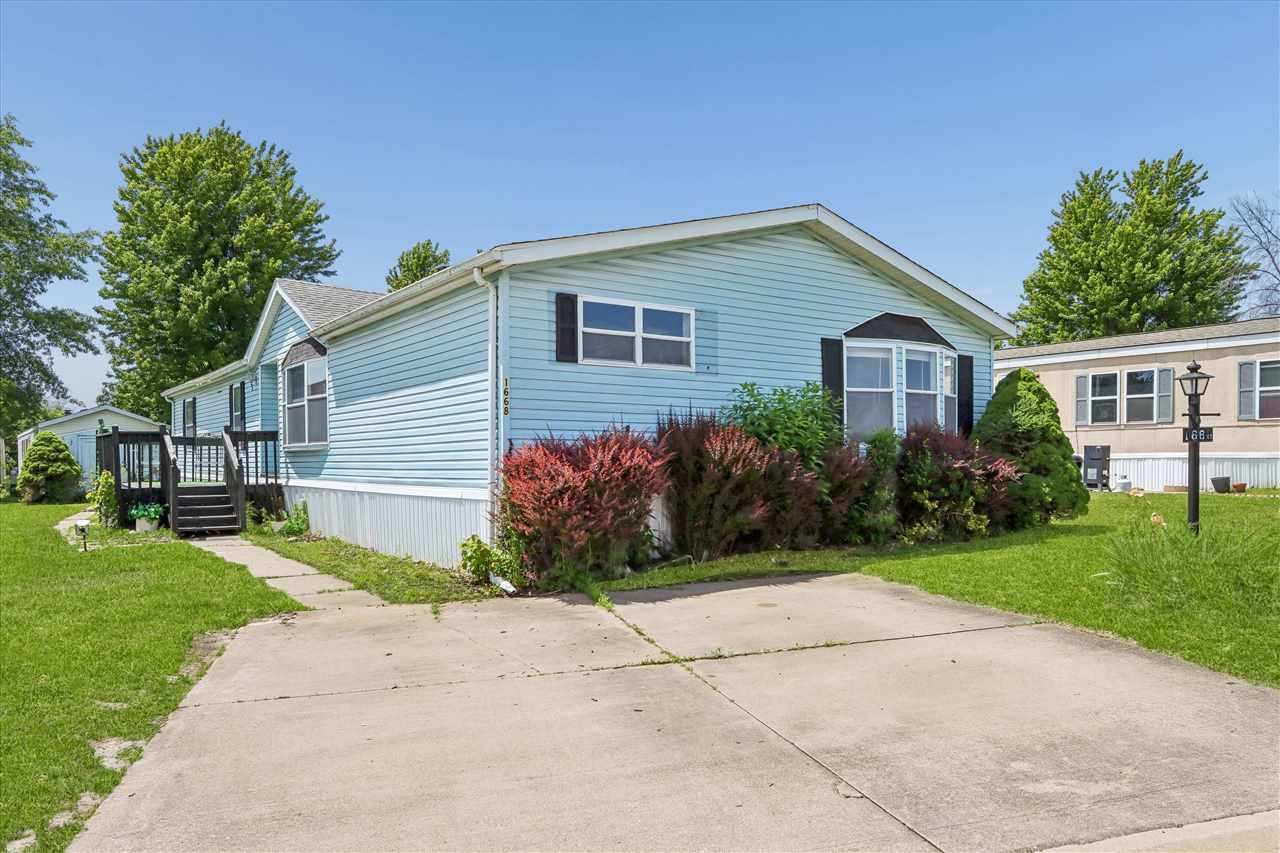 1668 Apache Drive Marion IA 52302