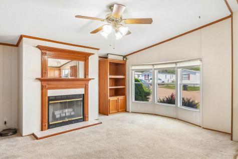 1668 Apache Drive Marion IA 52302