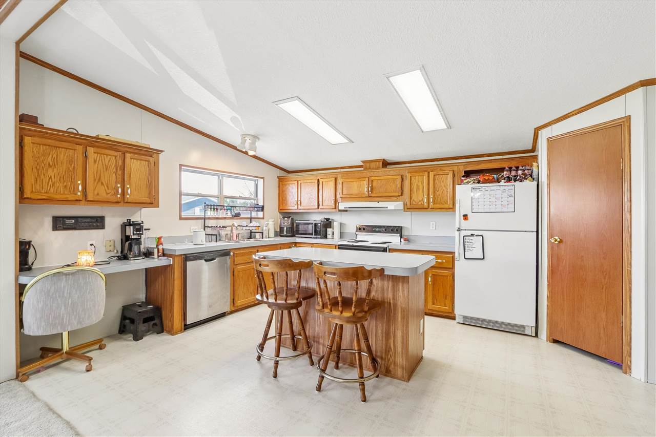 1668 Apache Drive Marion IA 52302