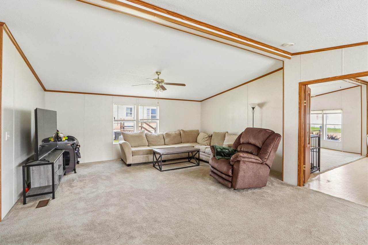 1668 Apache Drive Marion IA 52302