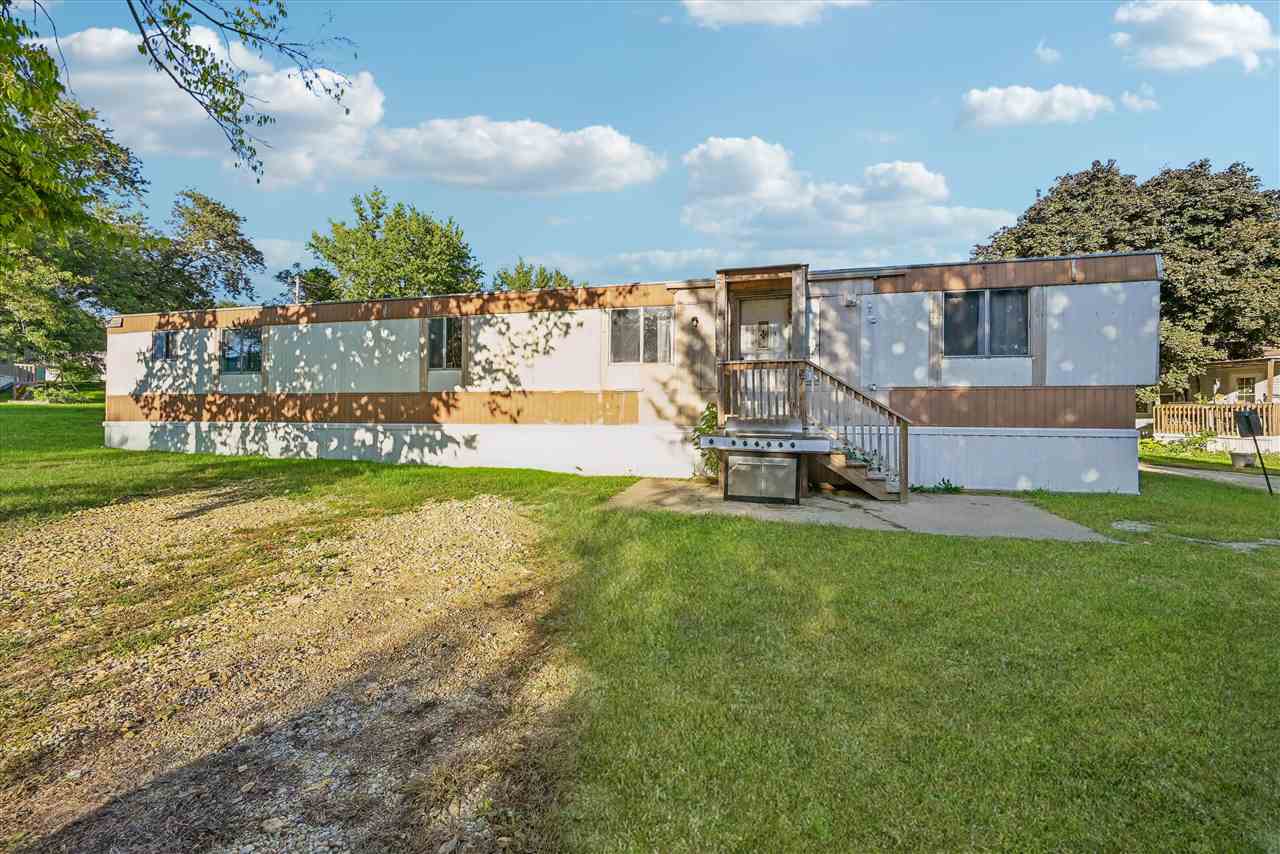 9710 York Street Anamosa IA 52205