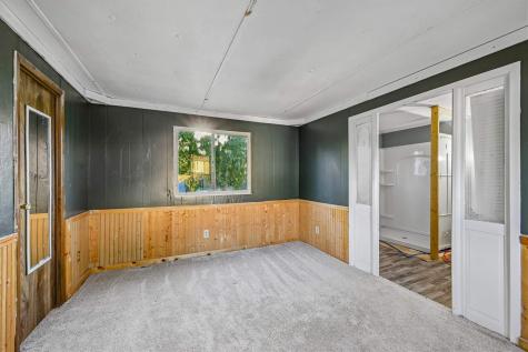 9710 York Street Anamosa IA 52205