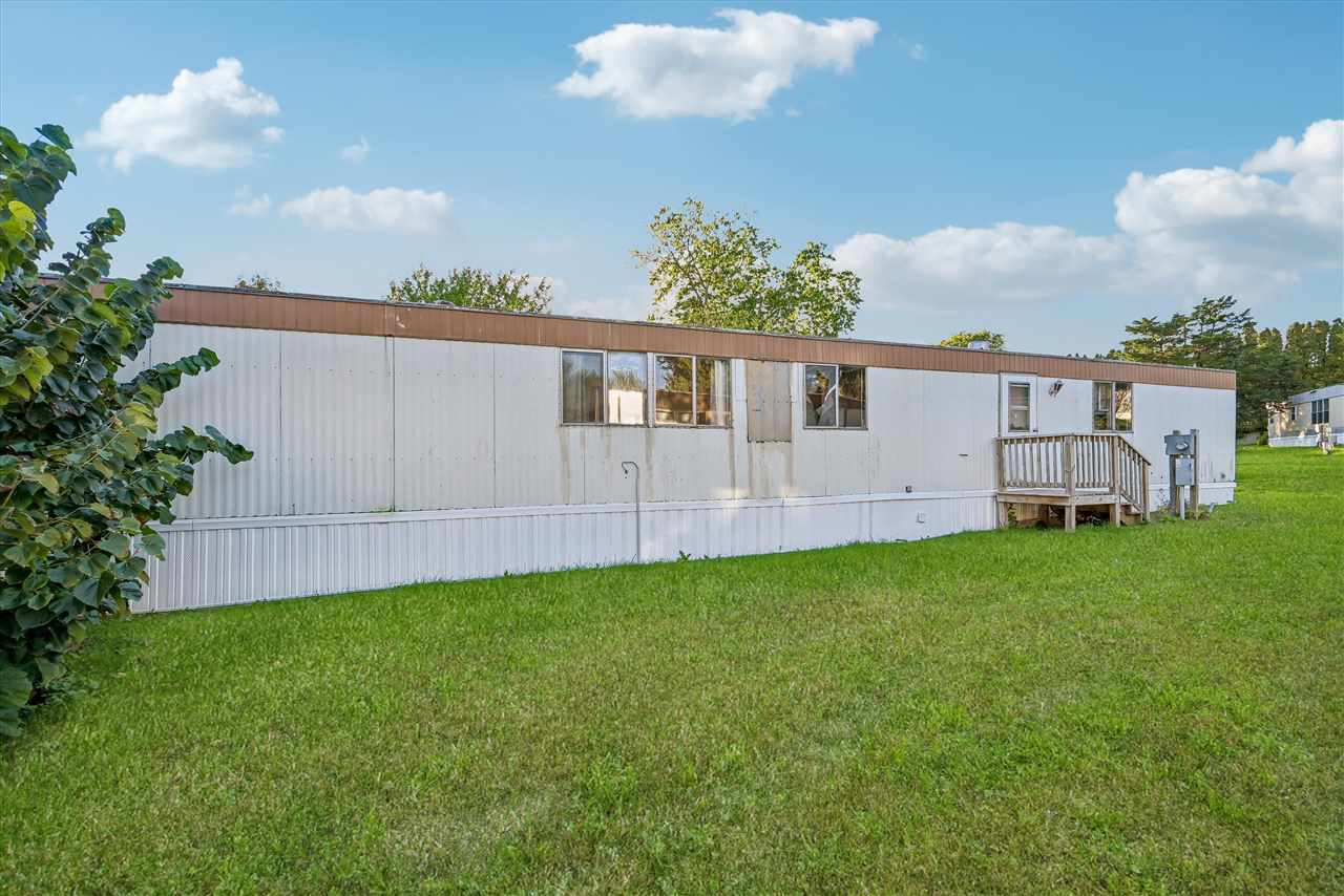 9710 York Street Anamosa IA 52205