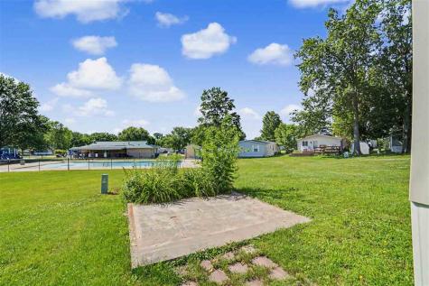 3701 2nd St Lot 32 Coralville IA 52241
