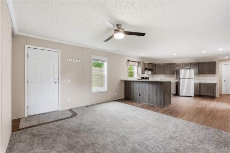 3701 2nd St Lot 372 Coralville IA 52241
