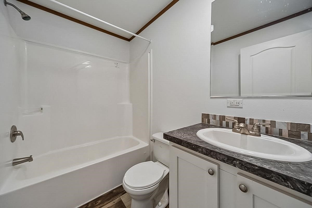 6901 SE 14th Street Des Moines IA 50320
