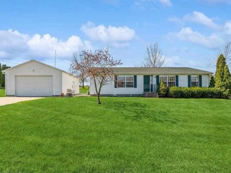 303 Main Street Elberon IA 52225