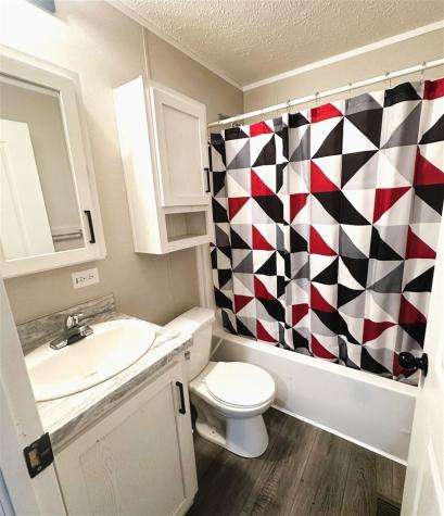1922 SW Eastern Drive Cedar Rapids IA 52404-0000