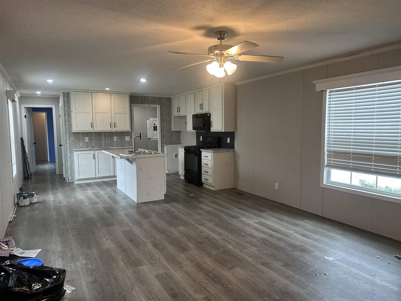 1922 SW Eastern Drive Cedar Rapids IA 52404-0000