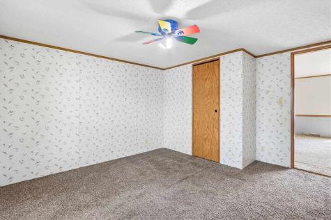 24 Erobi Lane Iowa City IA 52240