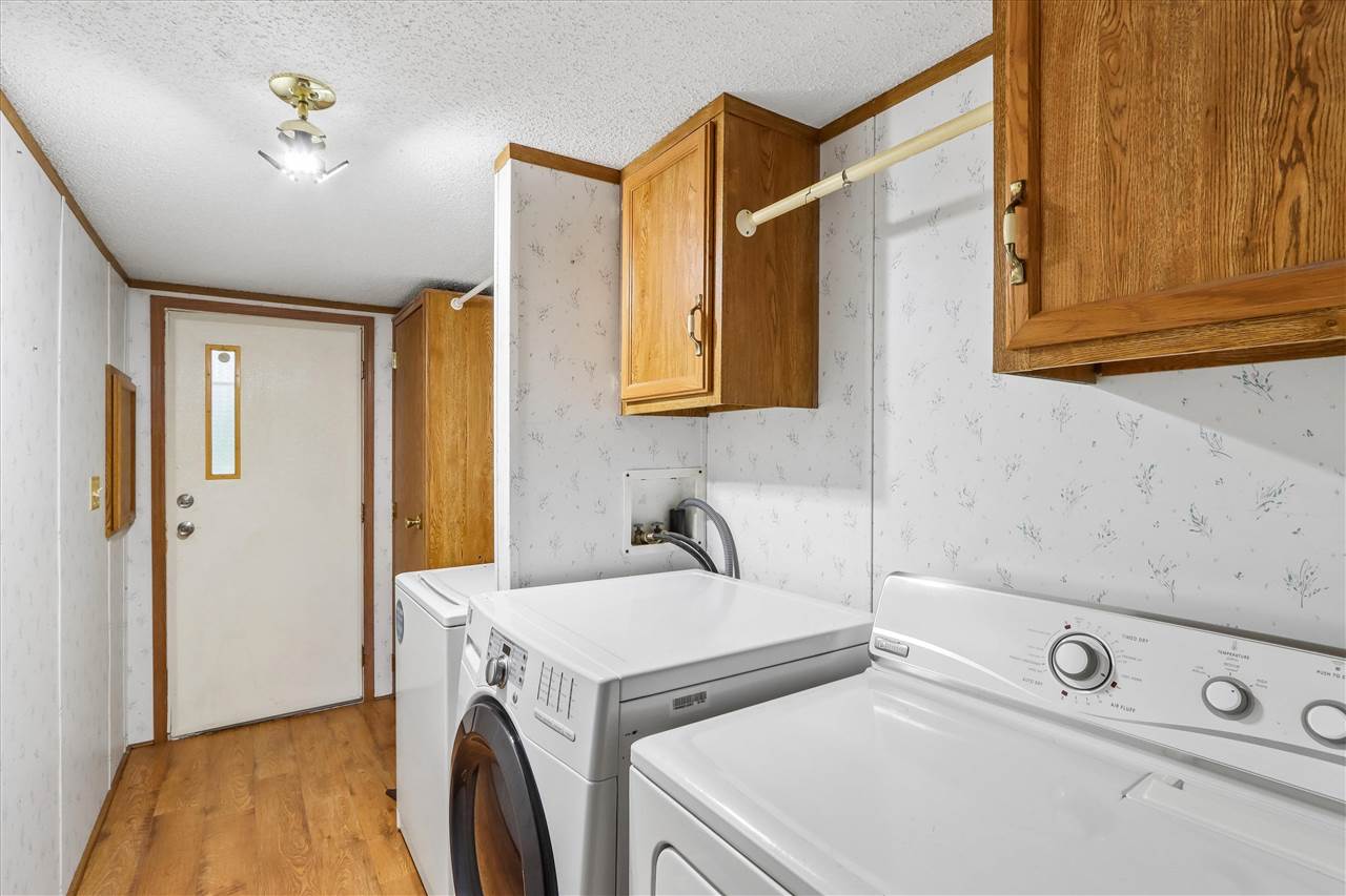 24 Erobi Lane Iowa City IA 52240
