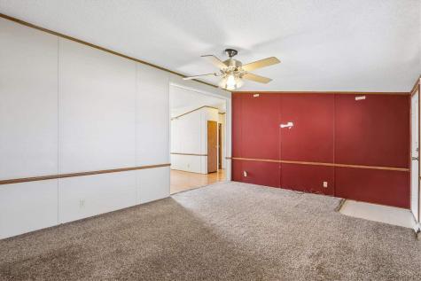 24 Erobi Lane Iowa City IA 52240