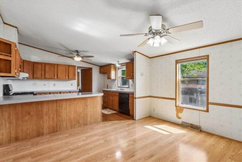 24 Erobi Lane Iowa City IA 52240