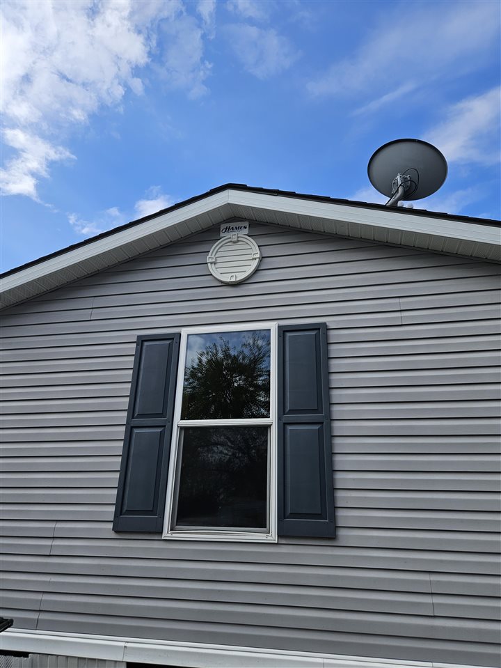 2100 Scott Boulevard Lot 35 Iowa City IA 52240