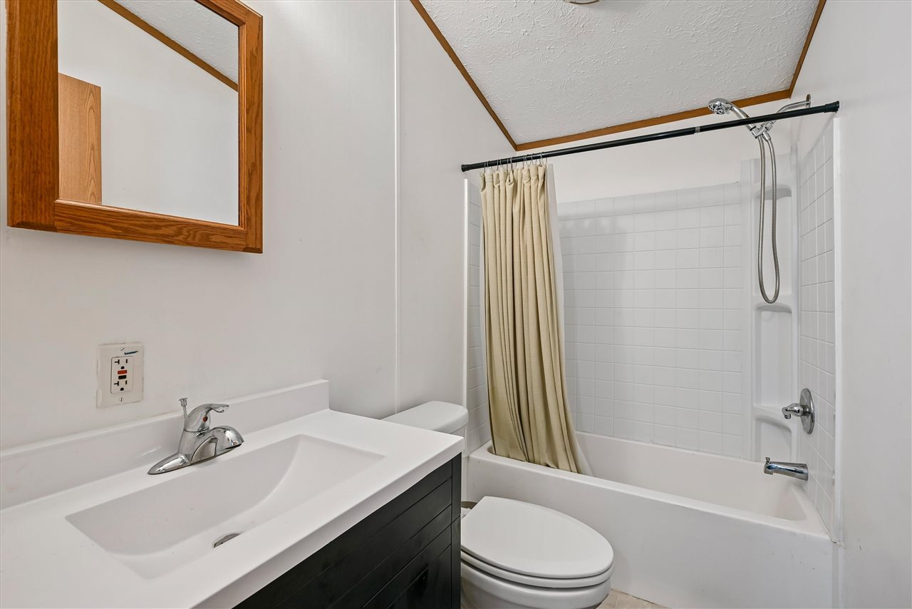 43 Golfview Court #4 North Liberty IA 52317