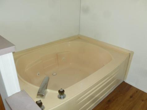 36 East Street Tiffin IA 52340