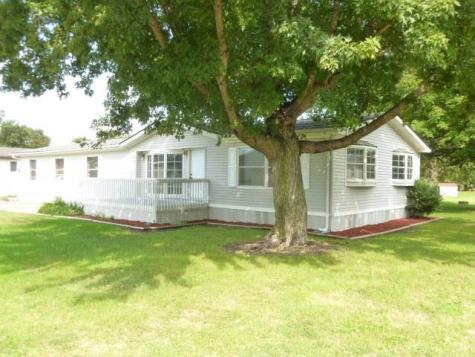 36 East Street Tiffin IA 52340