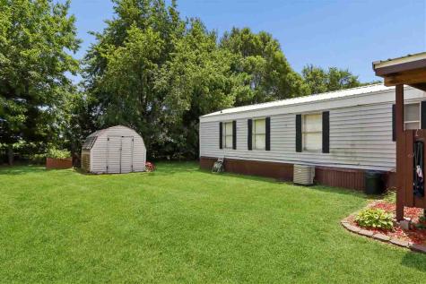 10 Erobi Lane Iowa City IA 52240