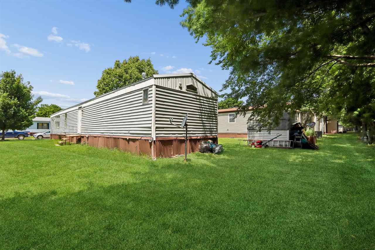 10 Erobi Lane Iowa City IA 52240