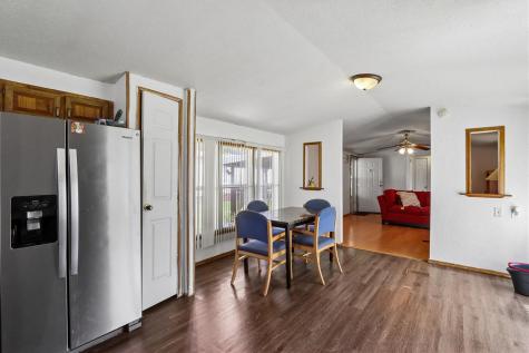 10 Erobi Lane Iowa City IA 52240