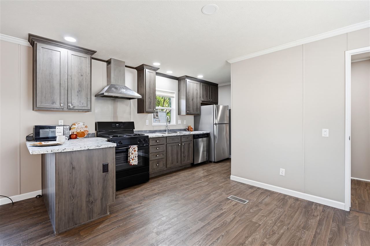 3701 2nd St Lot B12 Coralville IA 52241