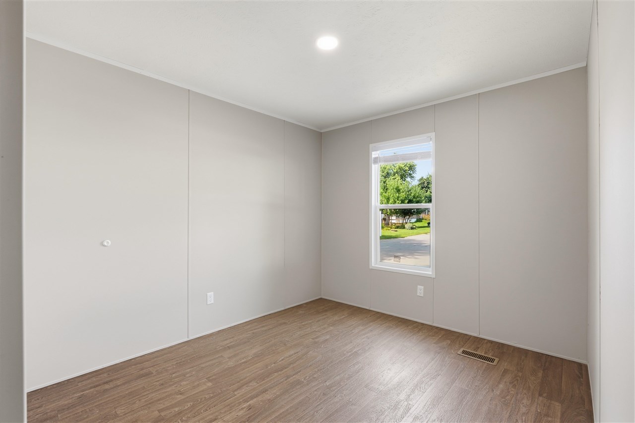 3701 2nd St Lot B12 Coralville IA 52241