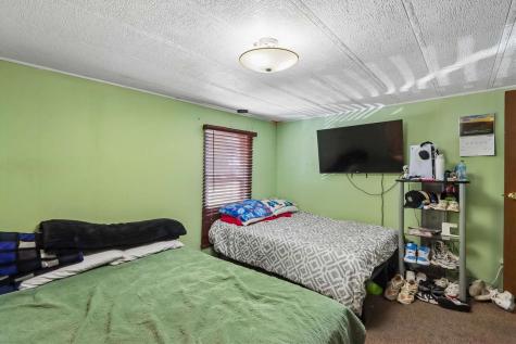 2100 Scott Blvd Trlr 89 Iowa City IA 52240