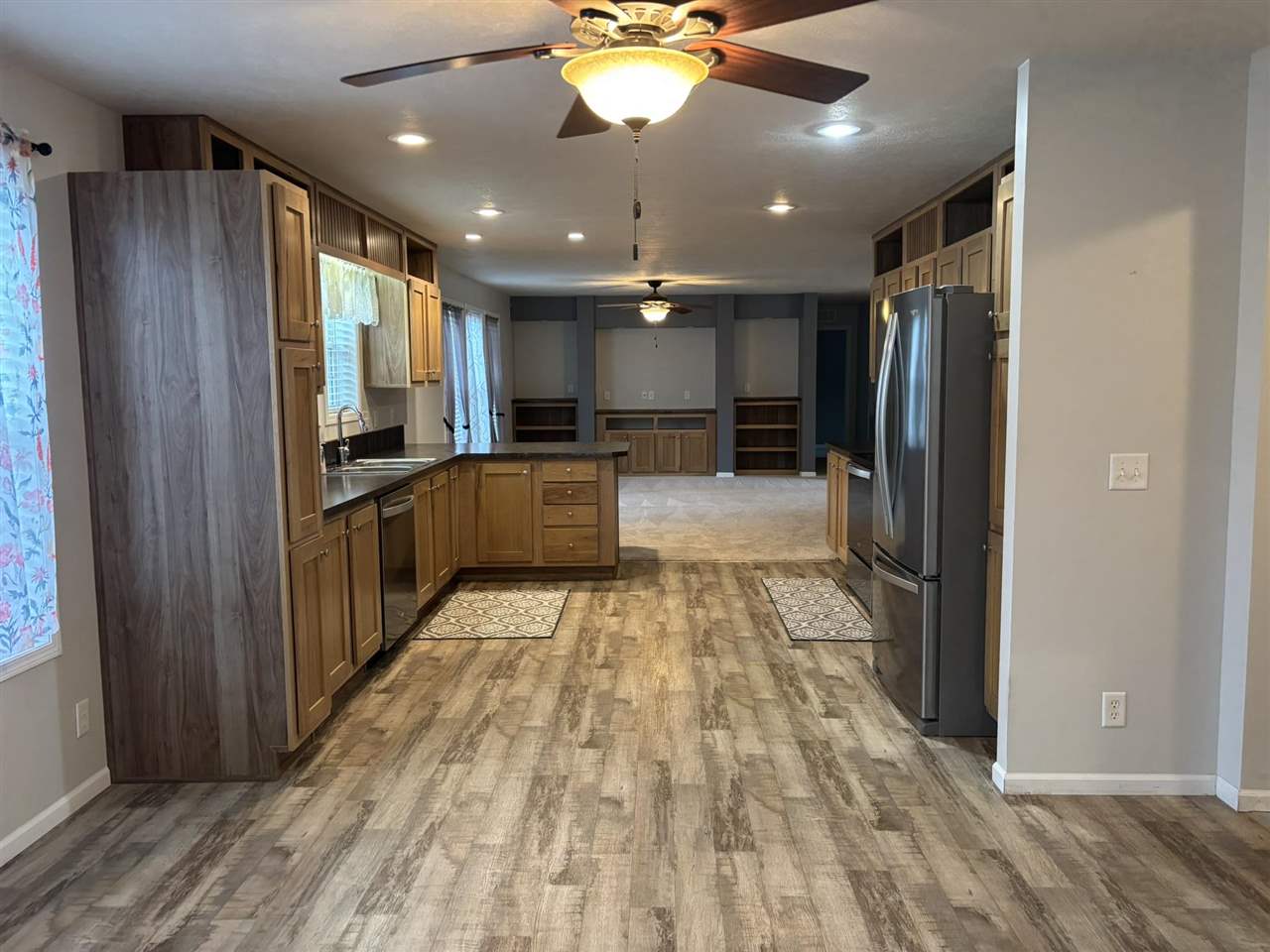 104 N Park Drive Lone Tree IA 52755